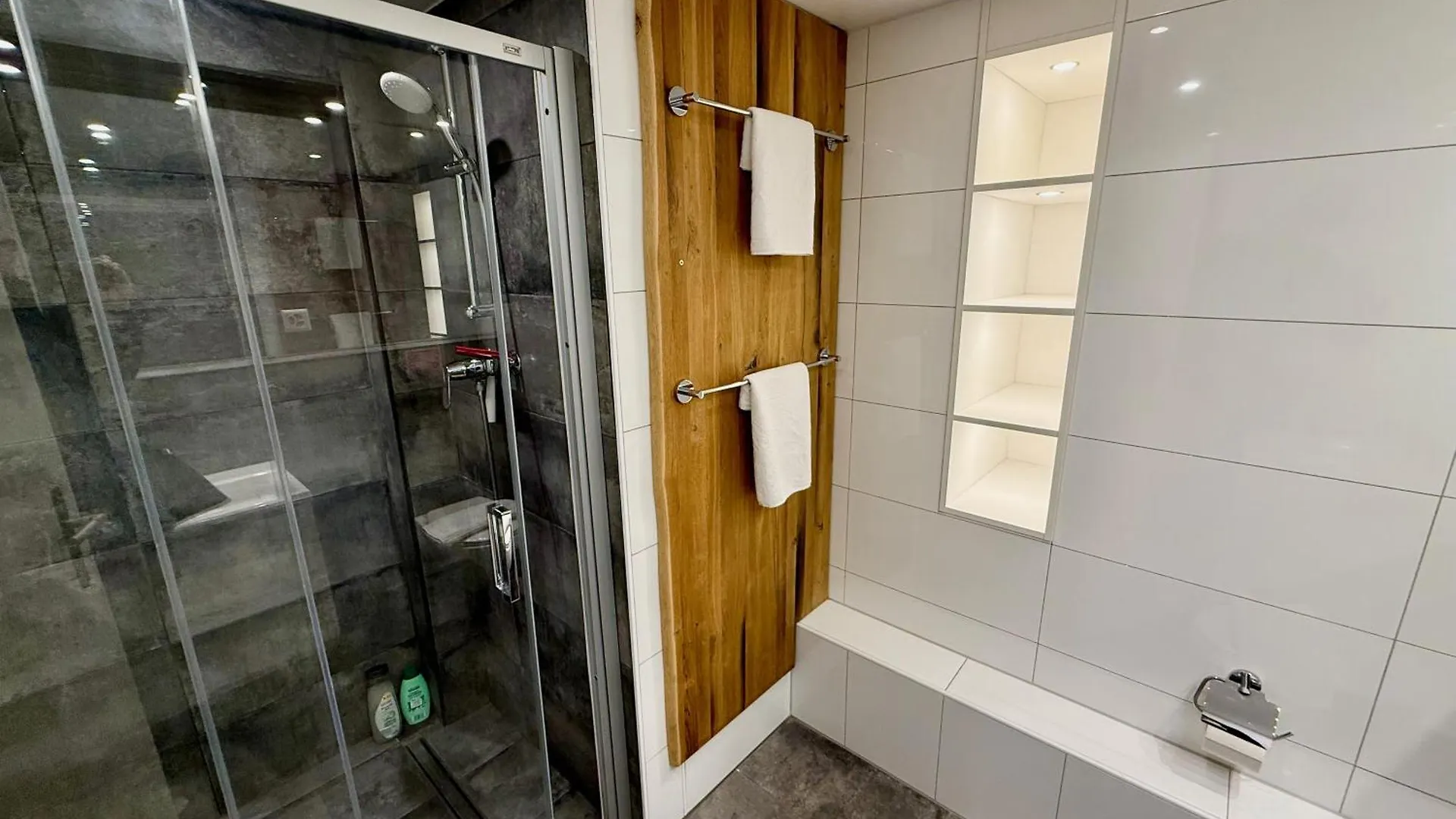 Bedinbern Aparthotel