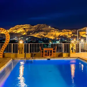 Thebes Hotel Luxor